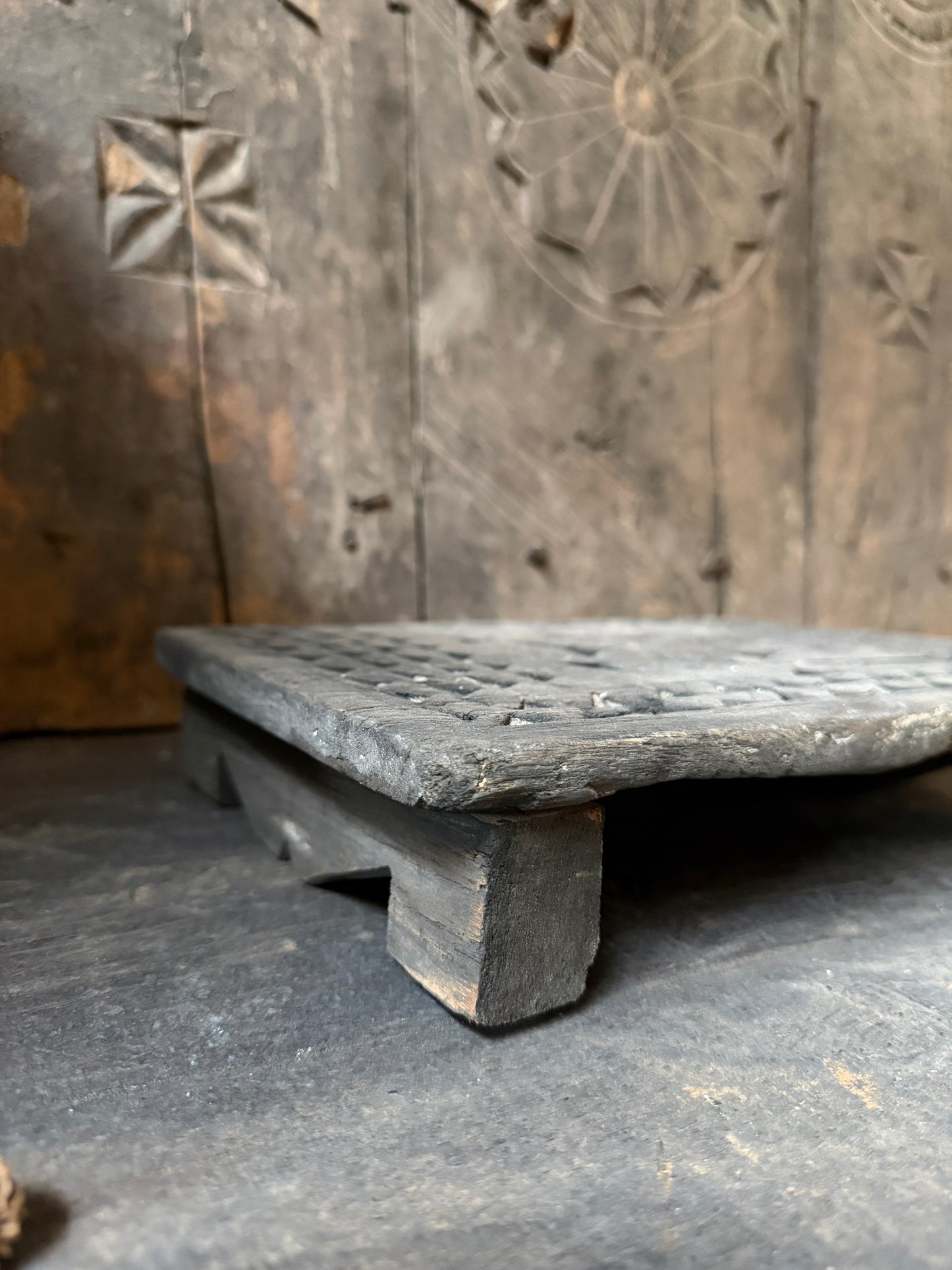 Old wooden bayonet plank