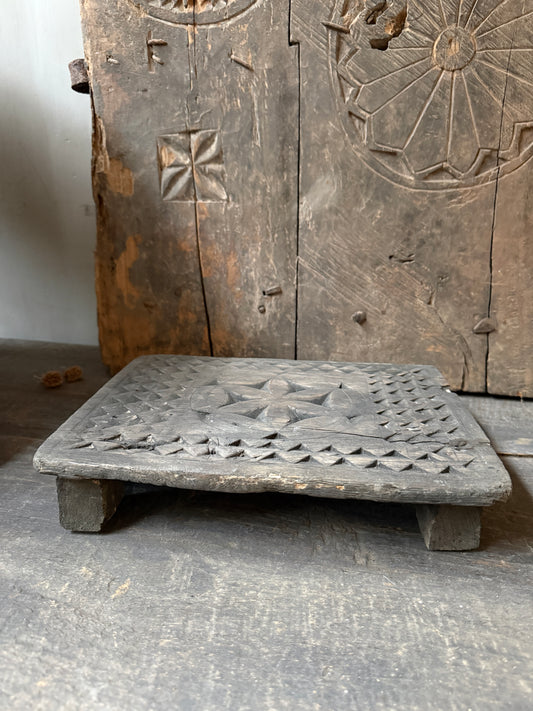 Old wooden bayonet plank