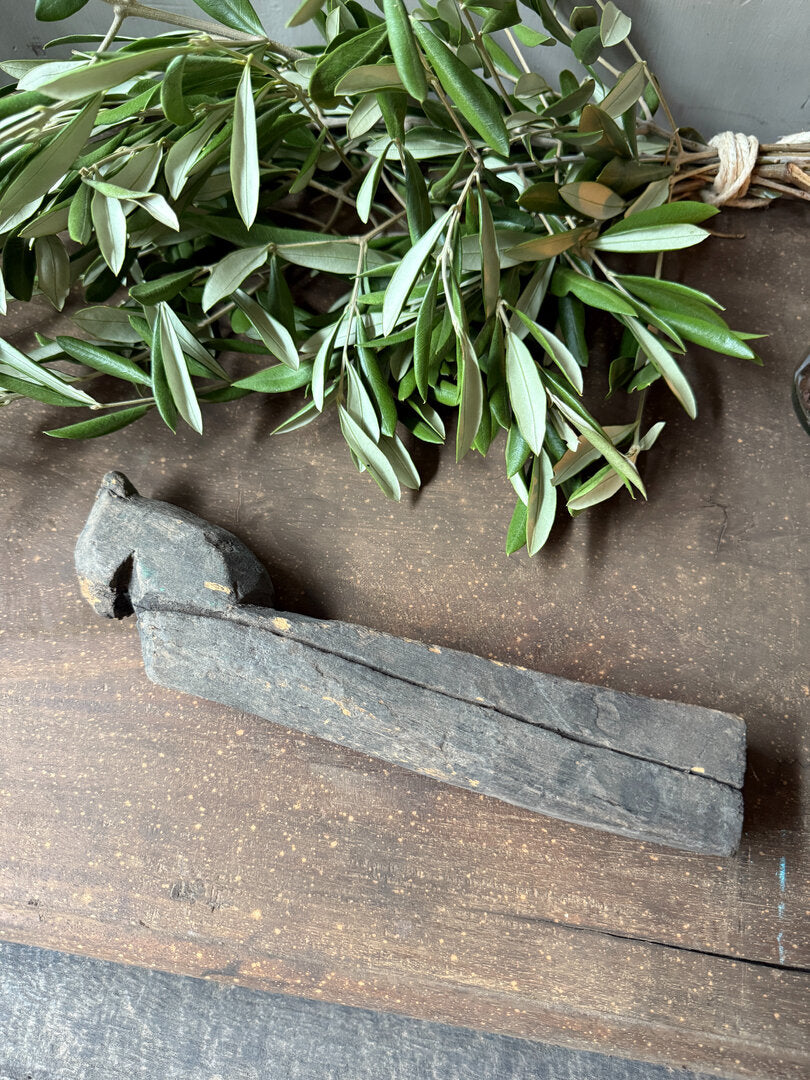 Houten paardje ornament - My Sober Home