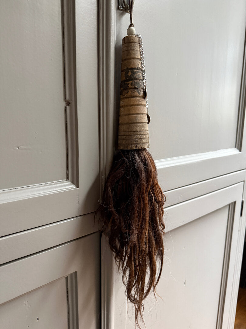 Vachttoef schapenwol medallion - My Sober Home