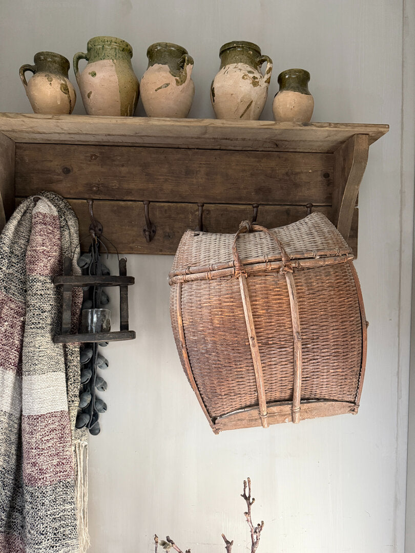 Oude unieke Chinese rieten vissers mand - My Sober Home