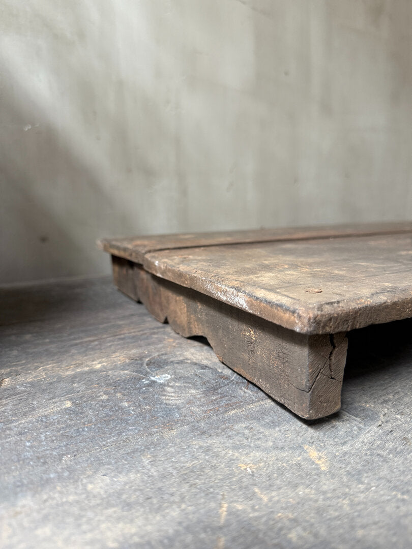 Oude houten Bajot tafel / plank - My Sober Home