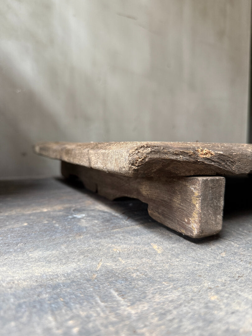 Oude houten bajot tafel / plank - My Sober Home