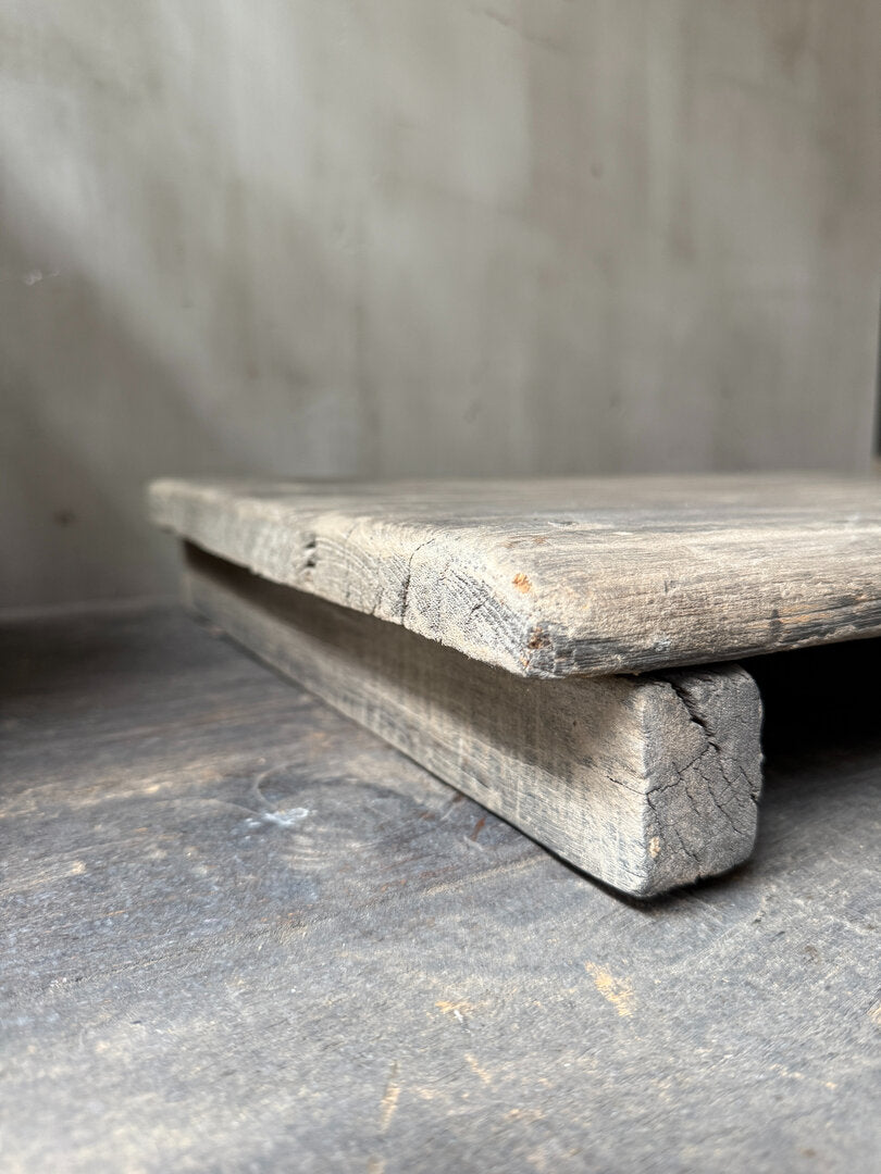 Oude houten bajot tafel / plank - My Sober Home