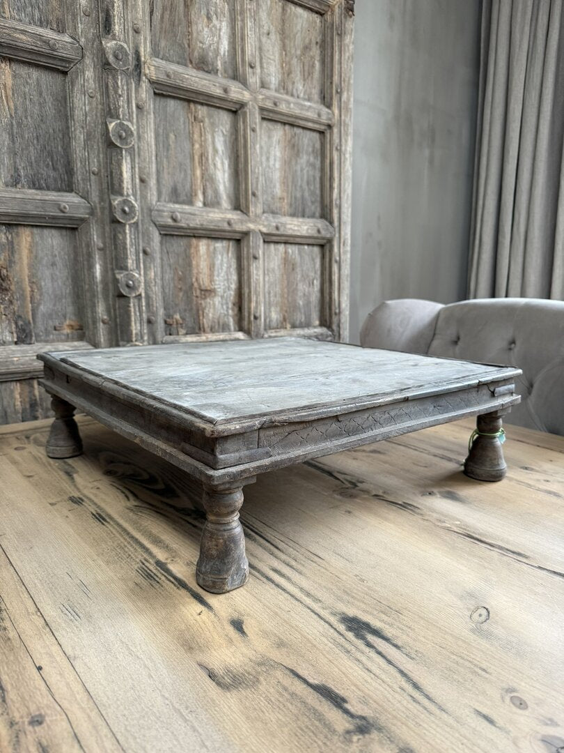 Bajot tafel - My Sober Home