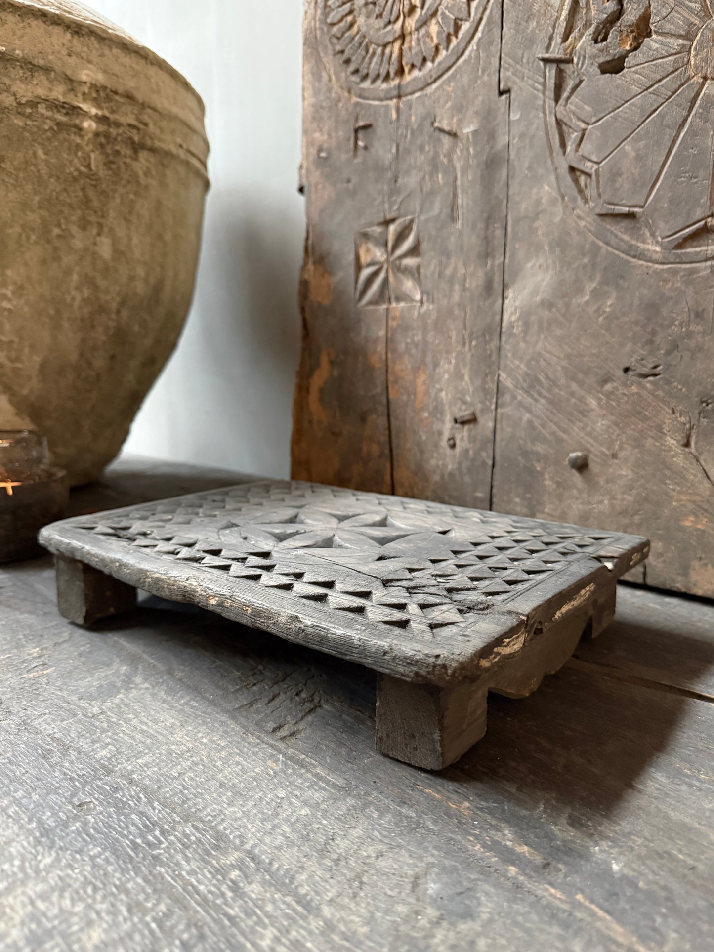 Old wooden bayonet plank