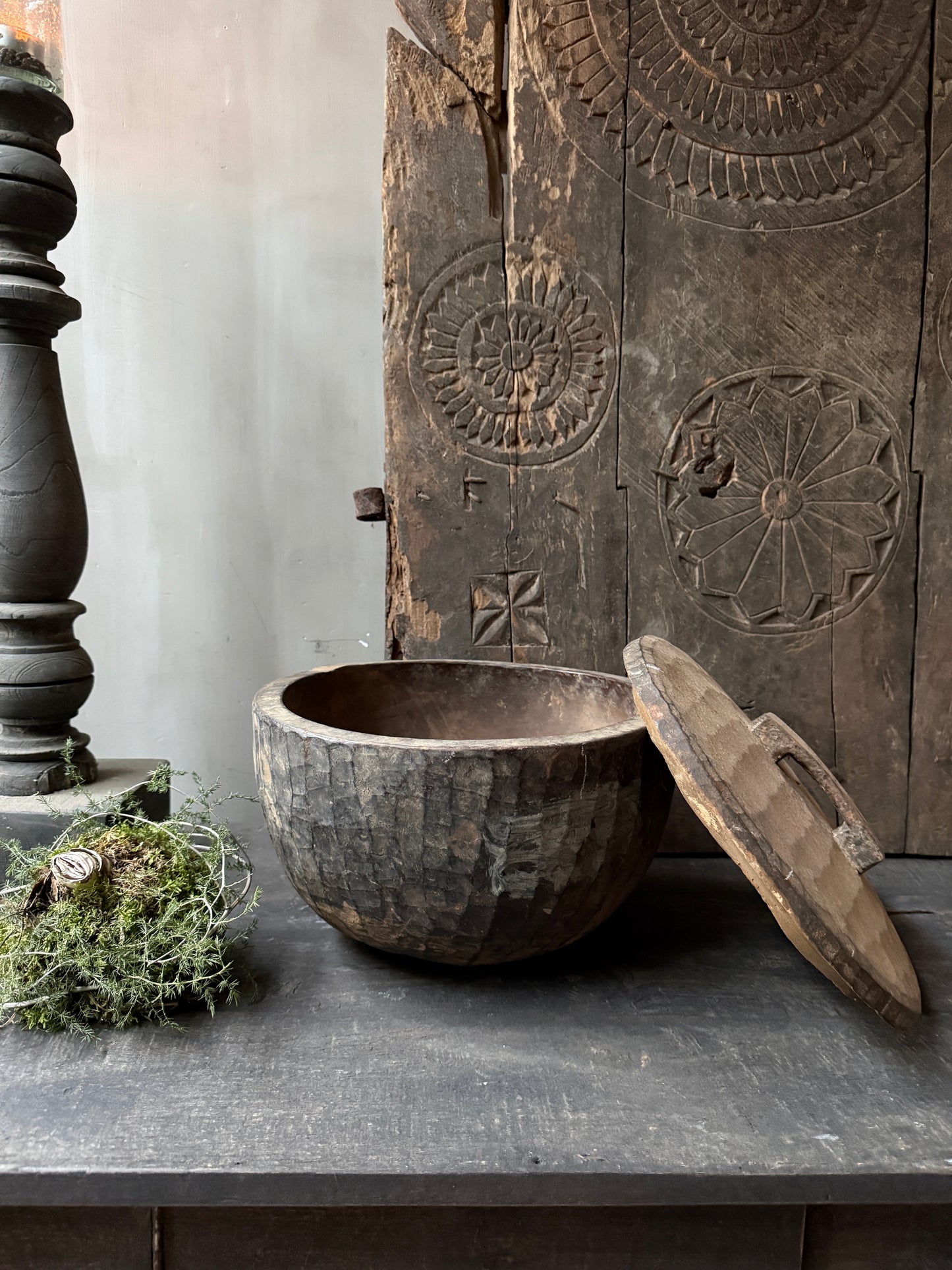 Oude houten pot / bak met deksel - My Sober Home