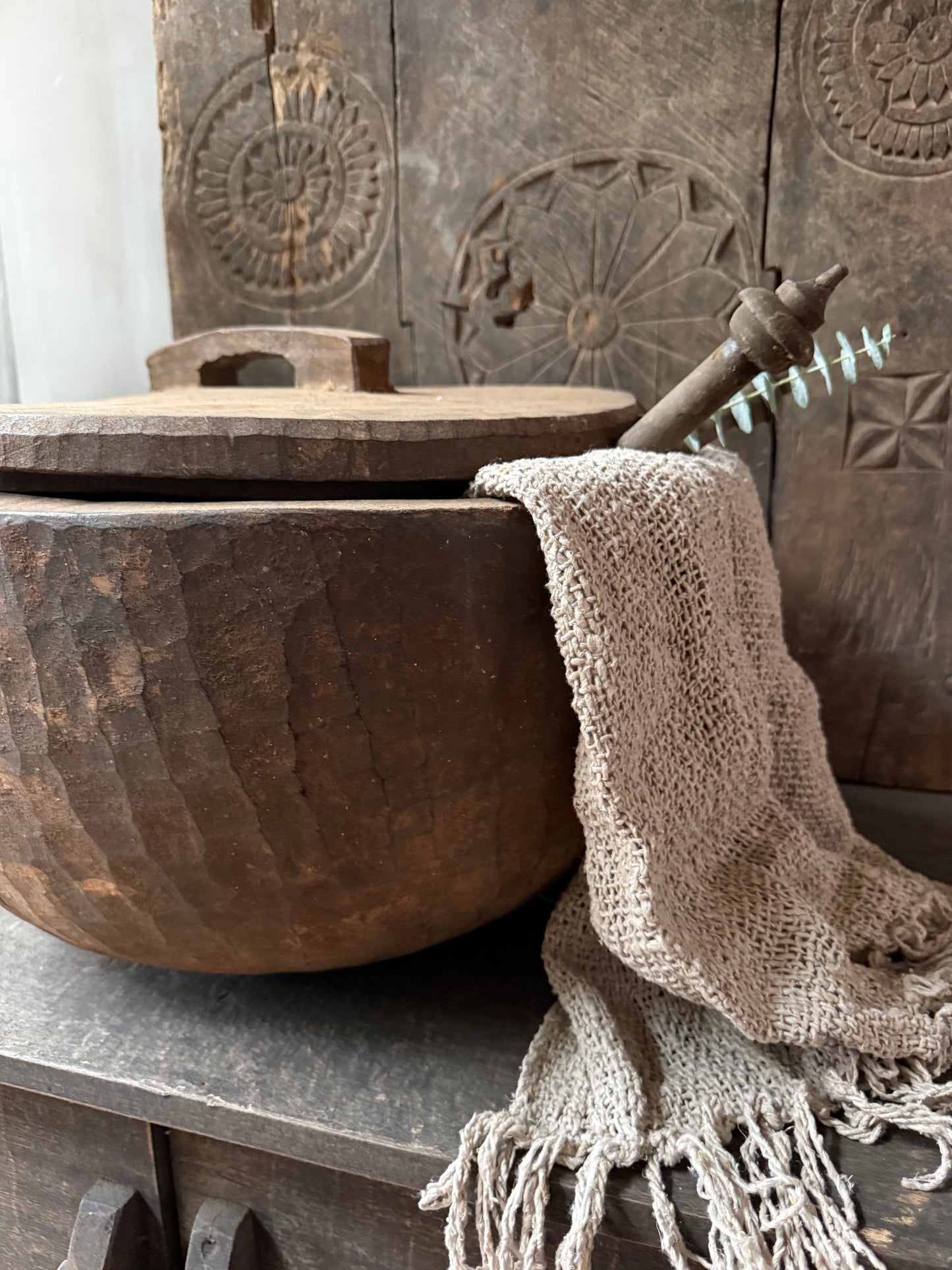 Interior decoration set box with lid