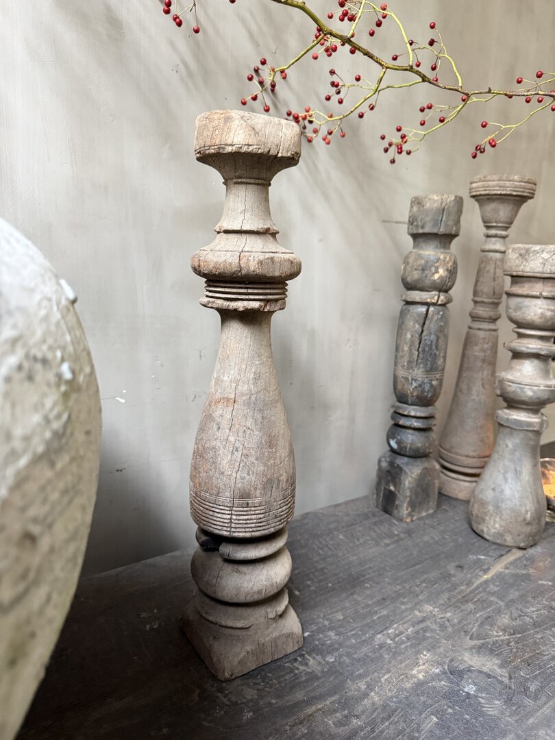 Houten kandelaar/baluster - My Sober Home