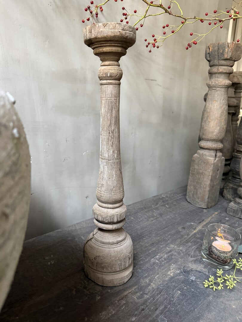 Houten kandelaar/baluster - My Sober Home