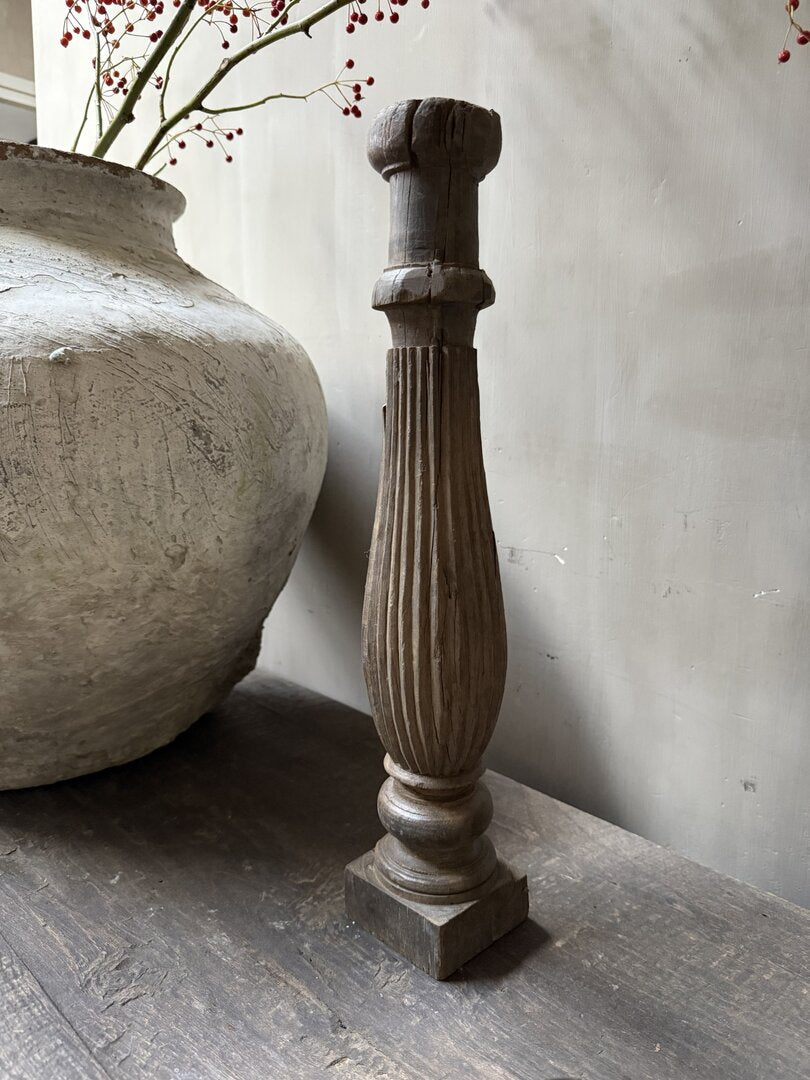 Houten kandelaar/baluster