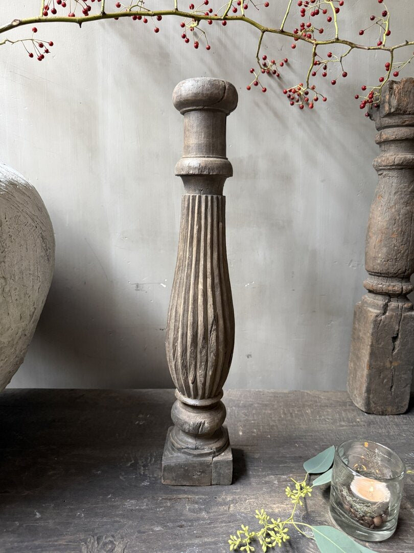 Houten kandelaar/baluster