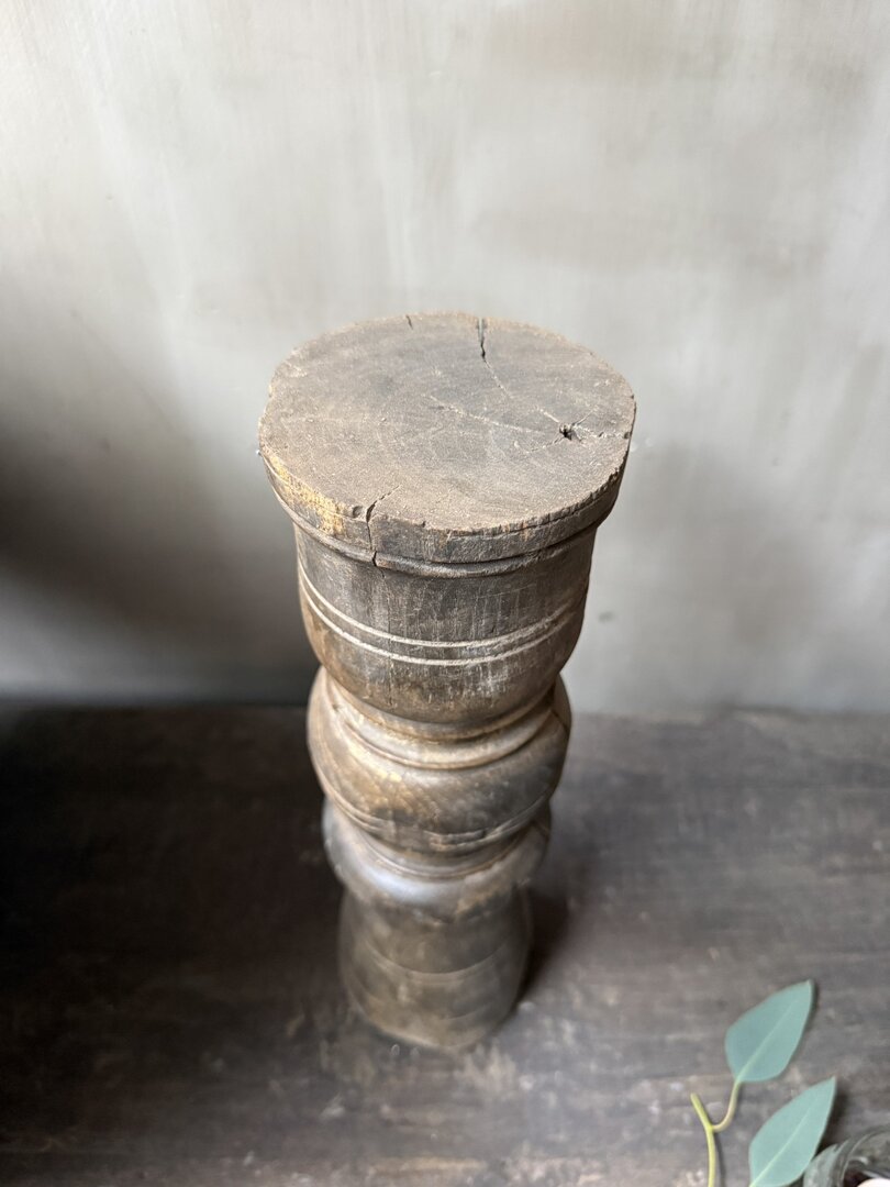 Houten kandelaar/baluster