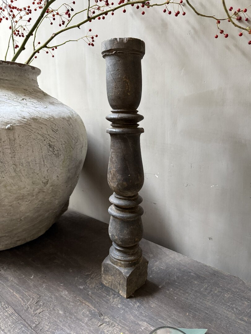 Houten kandelaar/baluster - My Sober Home