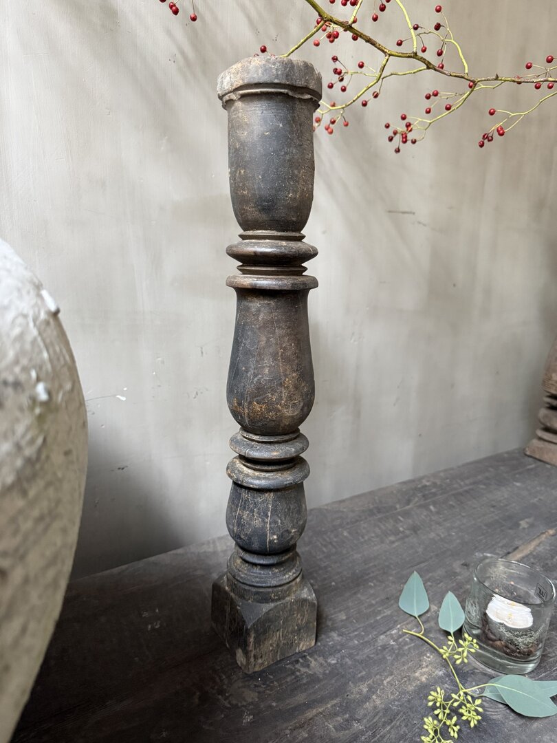 Houten kandelaar/baluster - My Sober Home