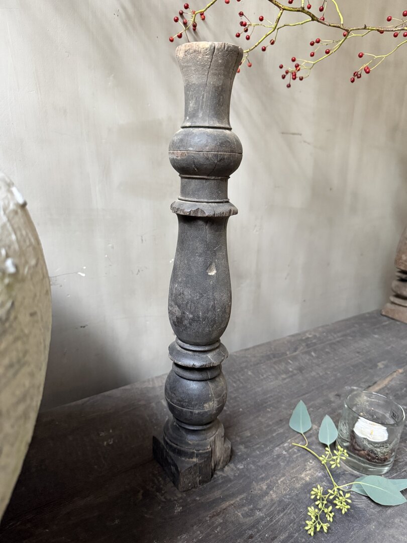 Houten kandelaar/baluster - My Sober Home