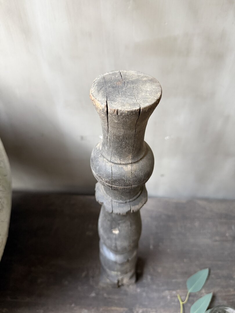 Houten kandelaar/baluster - My Sober Home