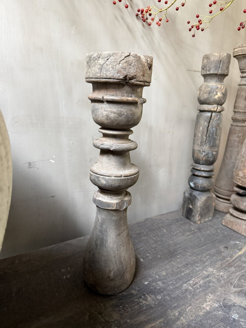 Houten kandelaar/baluster - My Sober Home