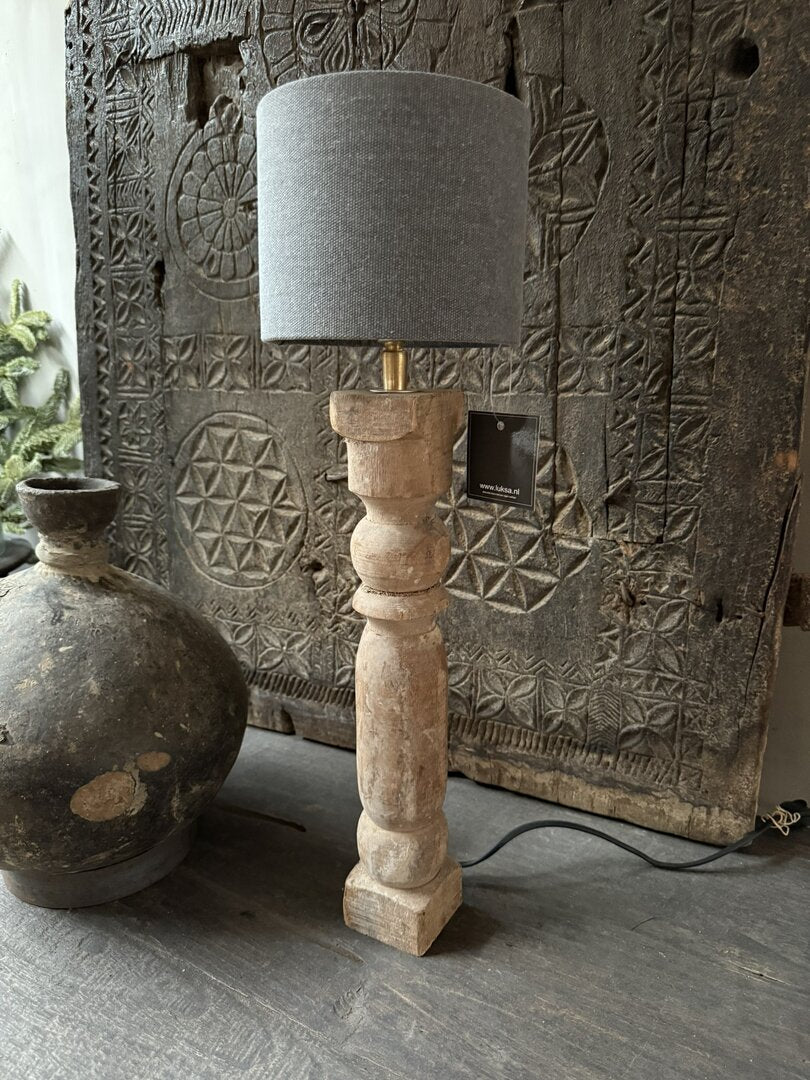 Baluster lamp