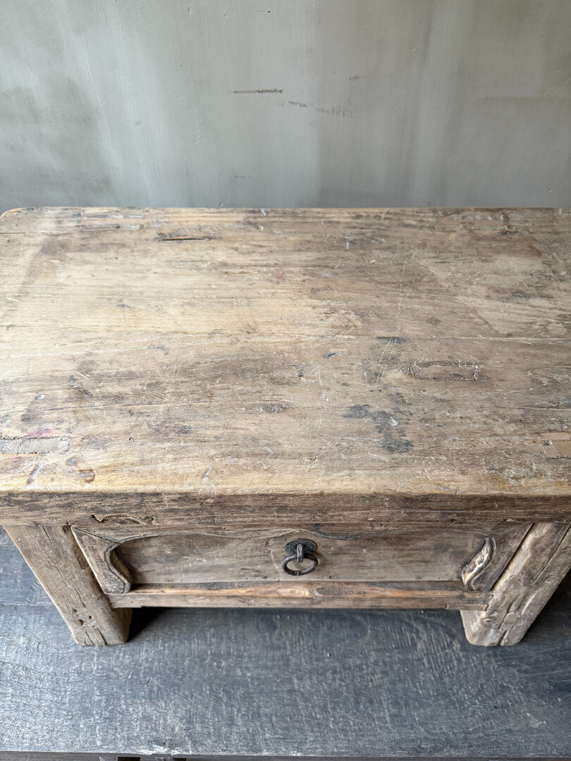 Oud Chinees tafeltje