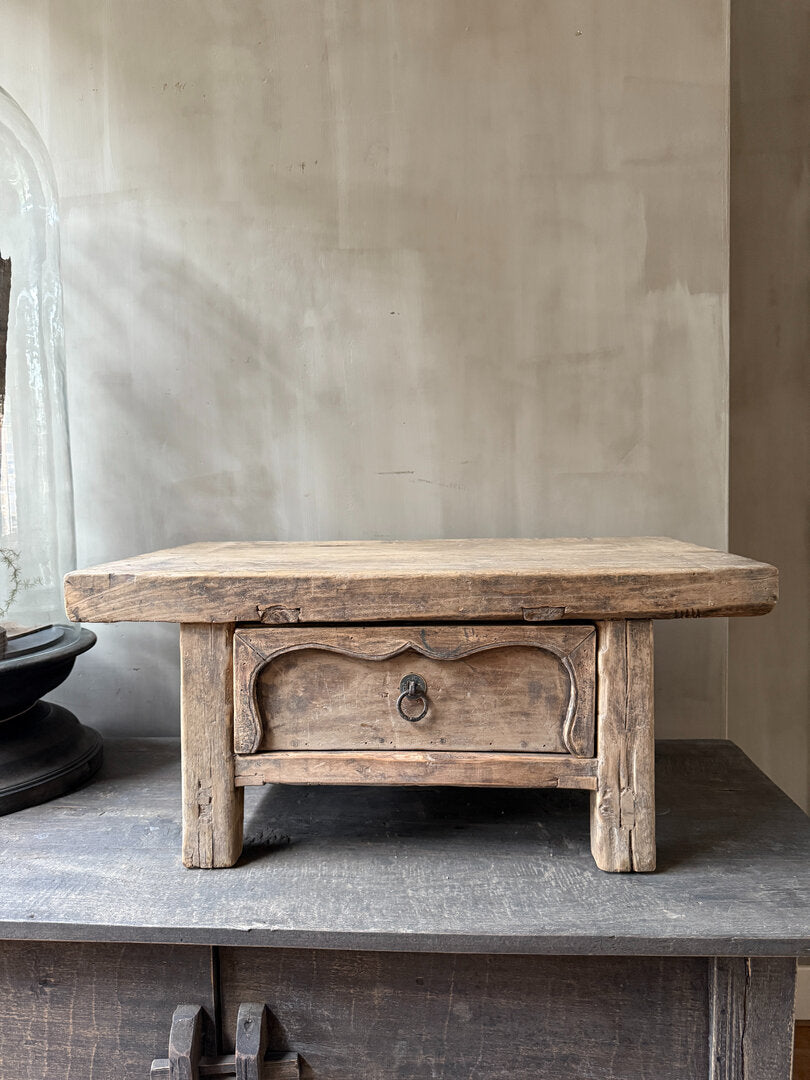 Oud Chinees tafeltje