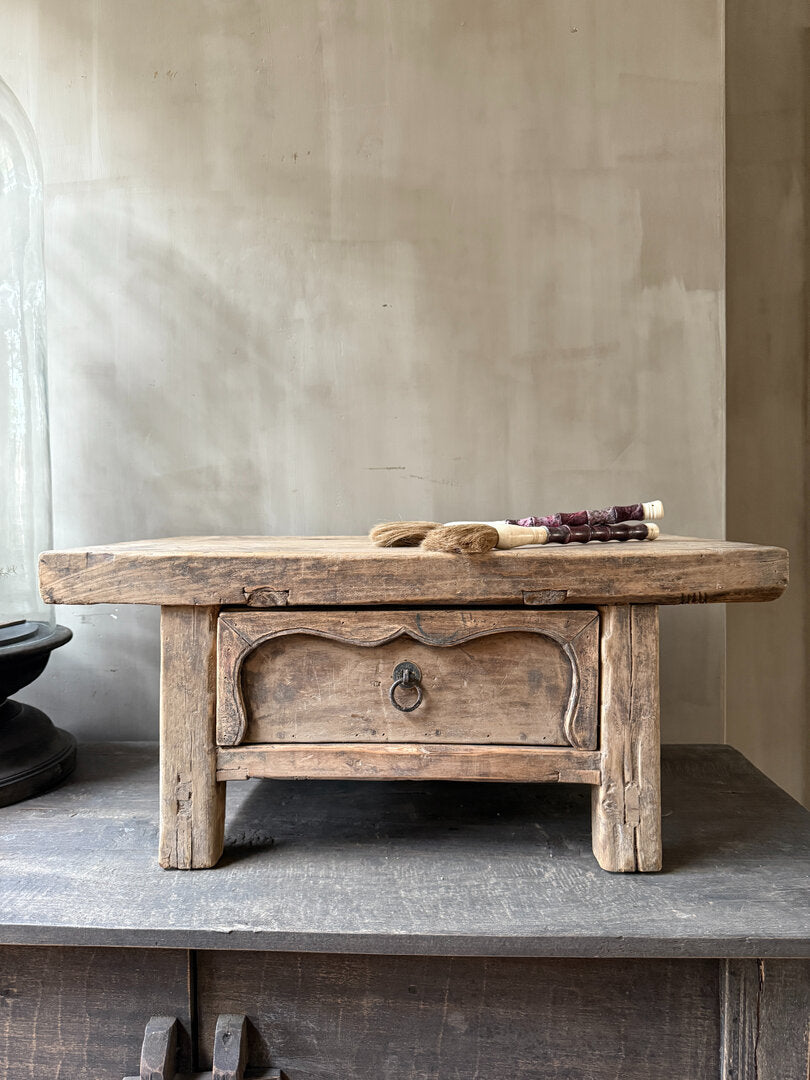 Oud Chinees tafeltje