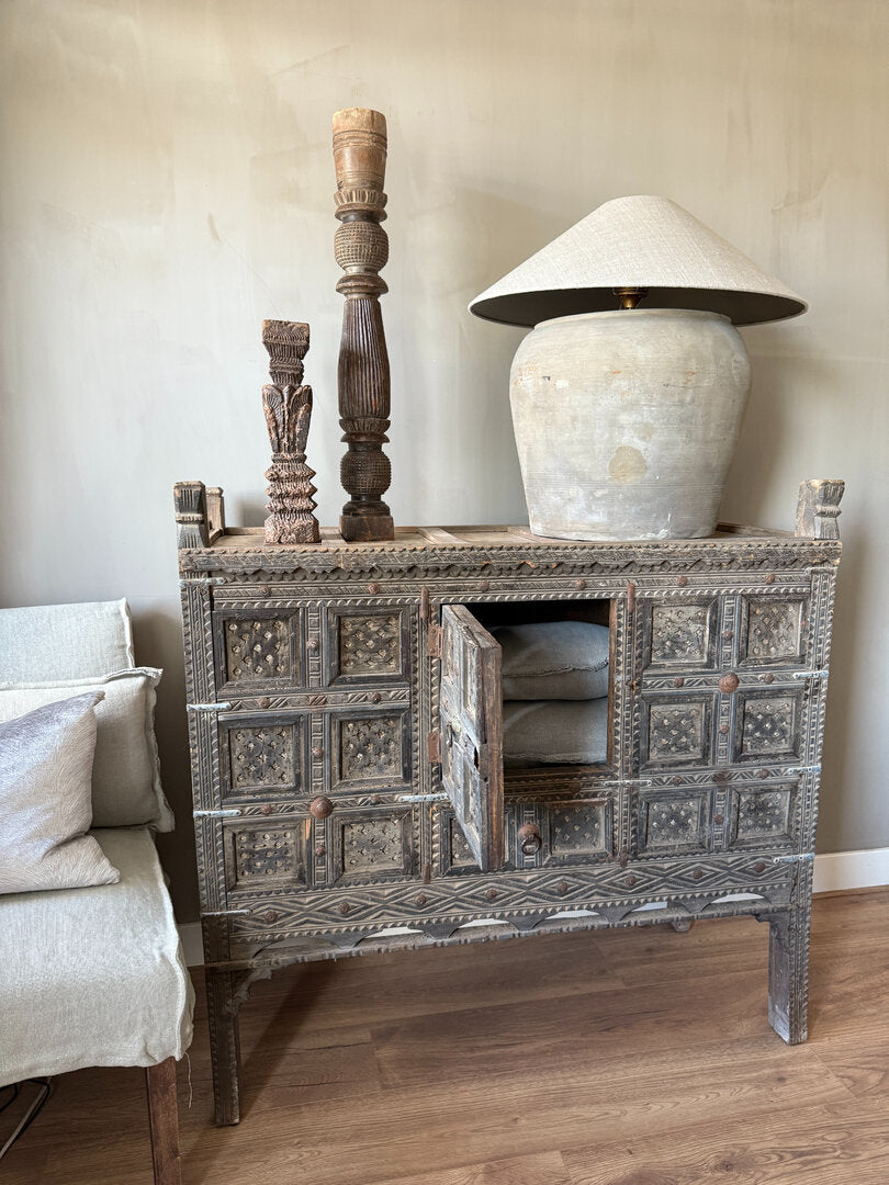 Antieke Damchiya kast - My Sober Home