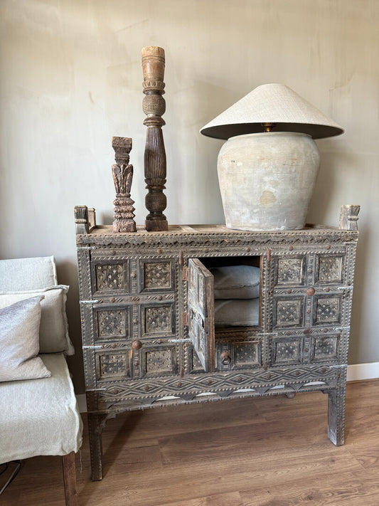 Antieke Damchiya kast - My Sober Home