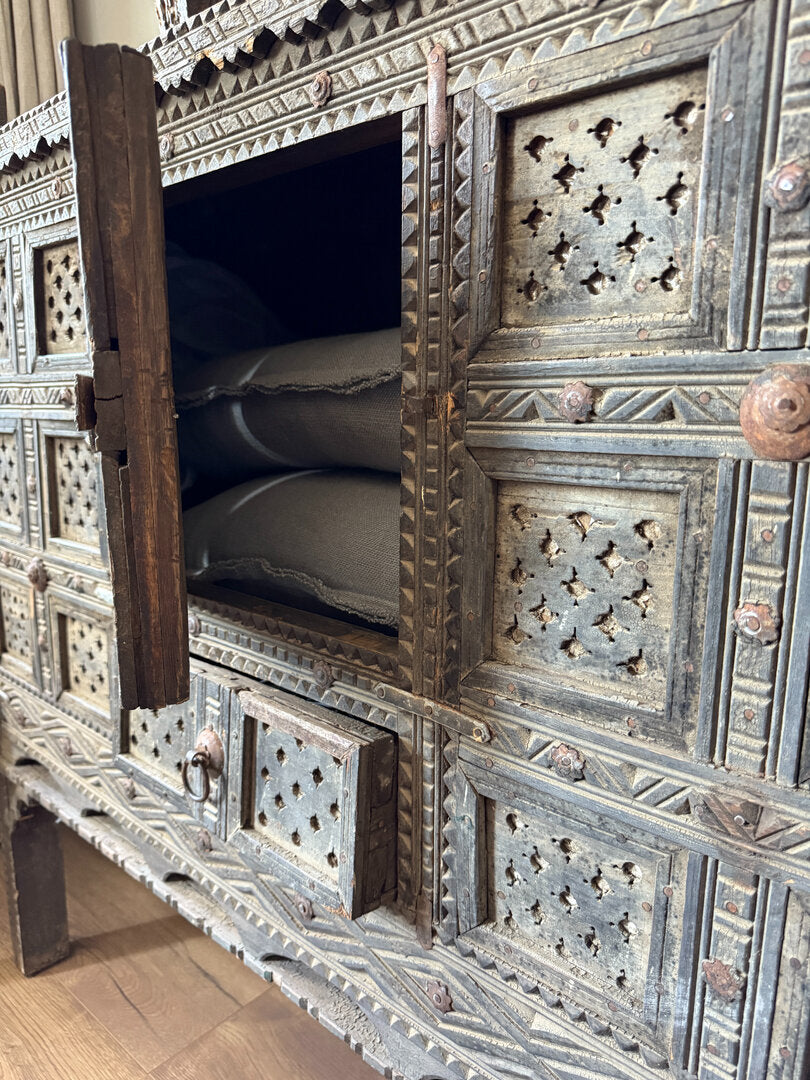 Antieke Damchiya kast - My Sober Home