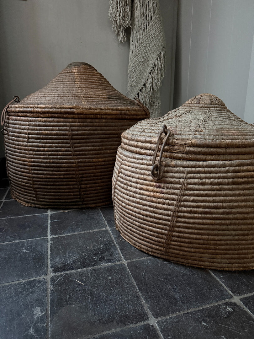 Oude originele mand / dessert basket