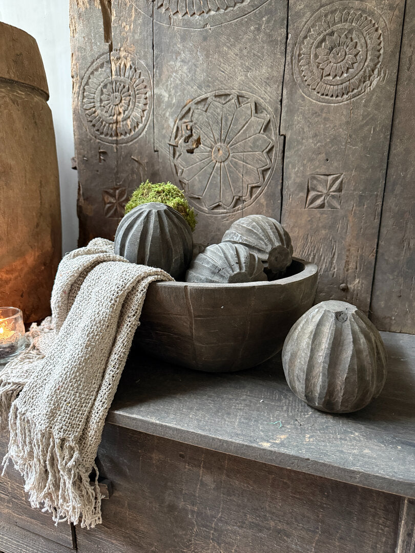 Decoratieve houten bal - My Sober Home