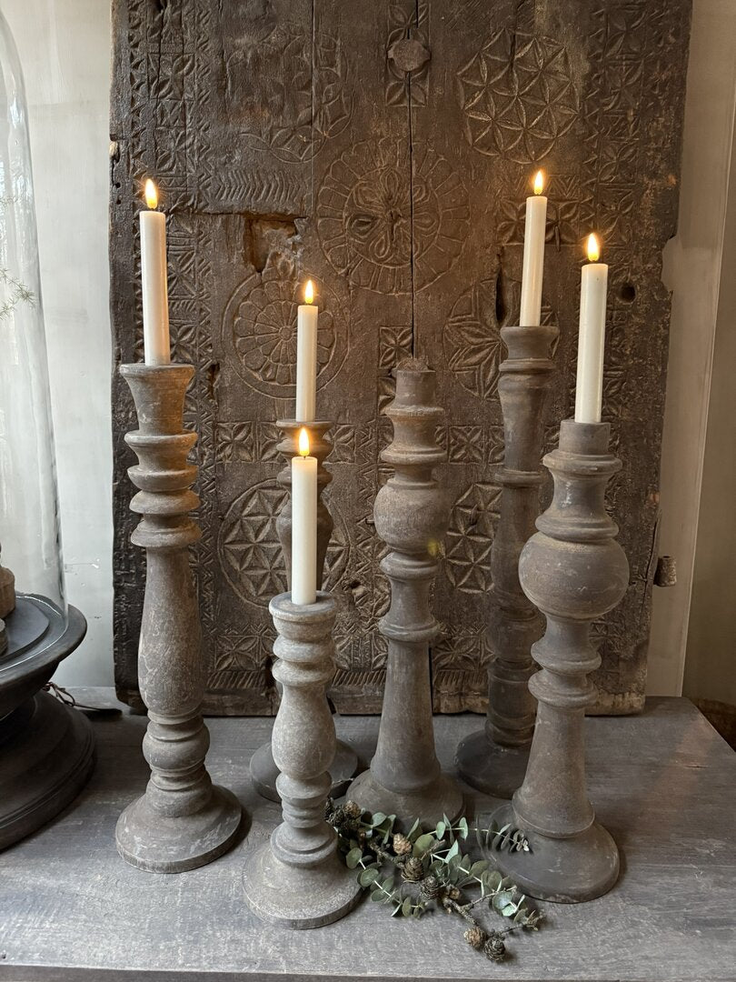 Kandelaar oud hout 48