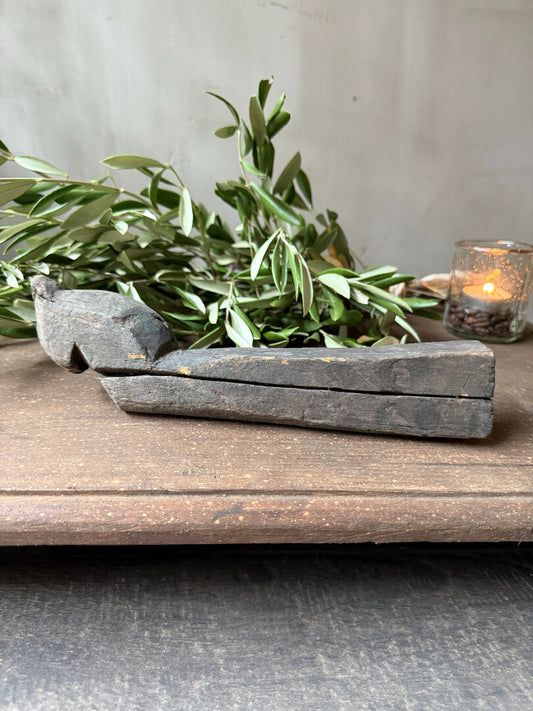 Houten paardje ornament