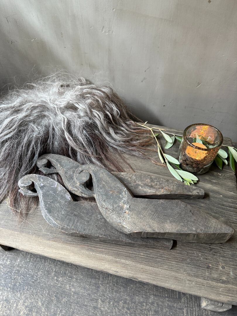 Houten paardje ornament 4 - My Sober Home