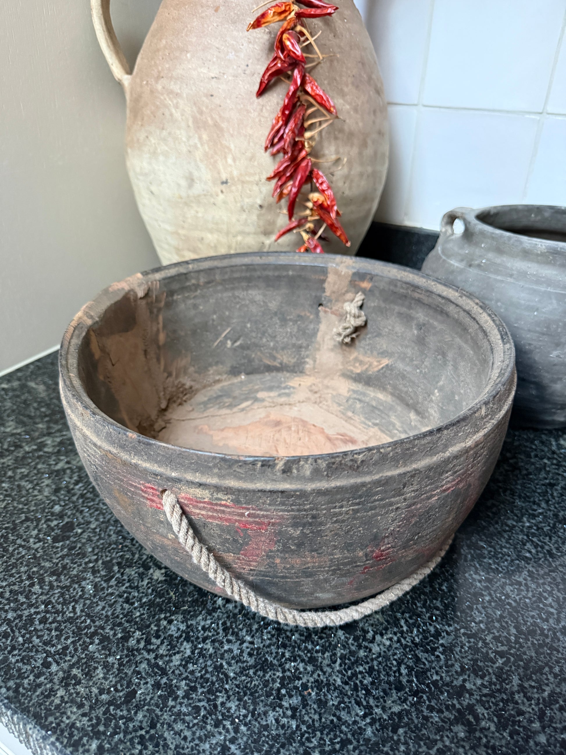 Oude houten bak - My Sober Home