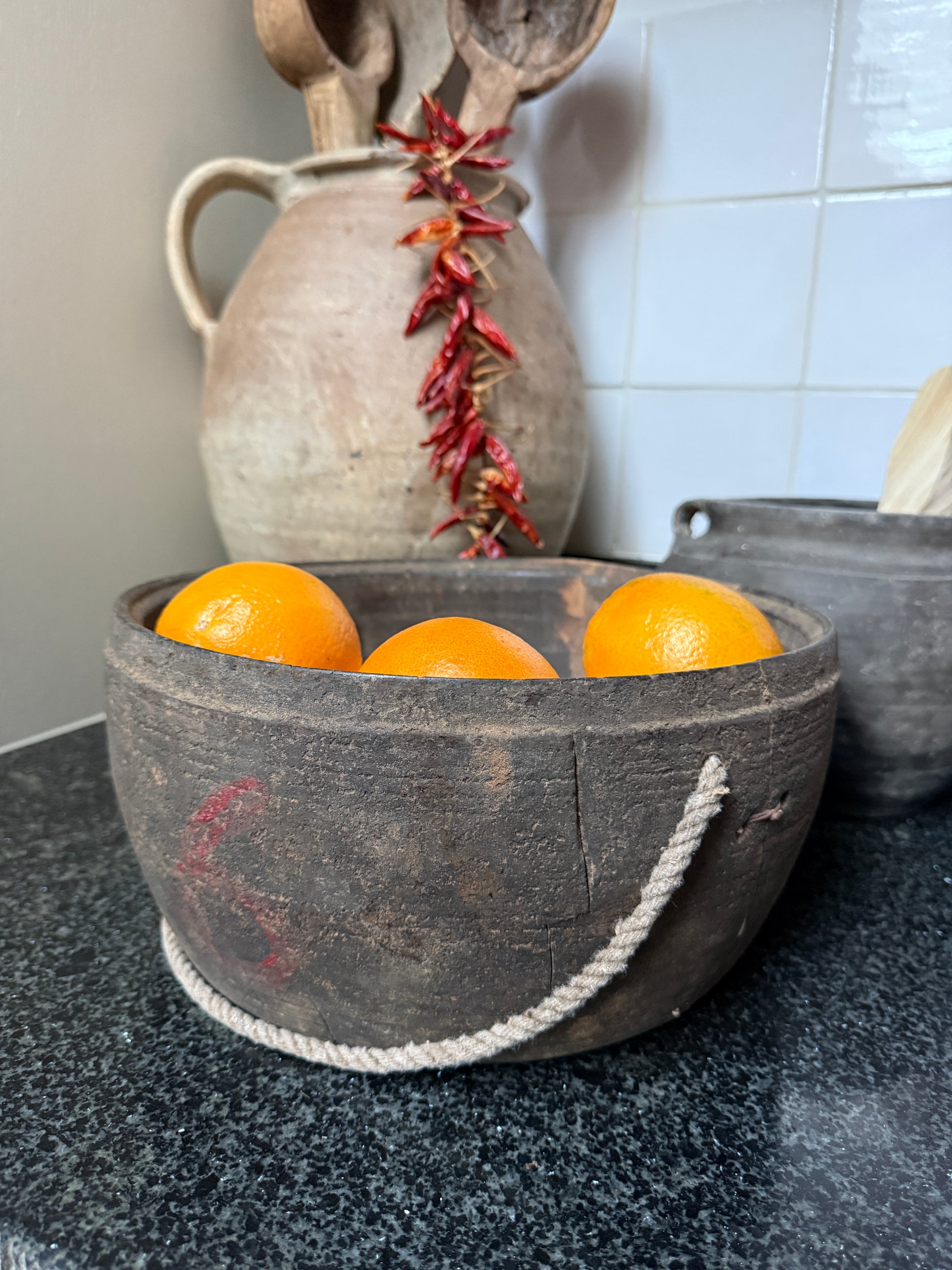 Oude houten bak - My Sober Home