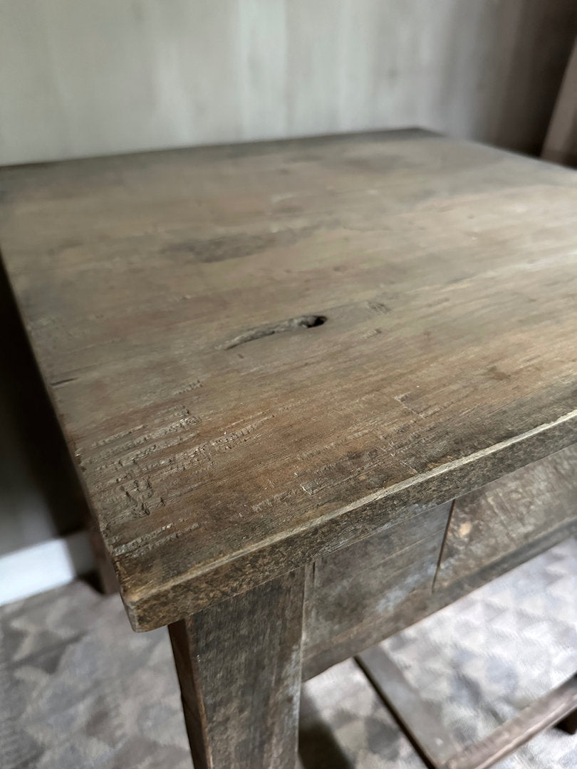 Bijzettafel met lade