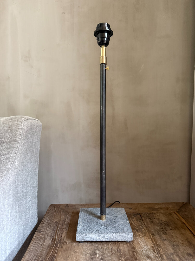 Tafellamp stenen voetje