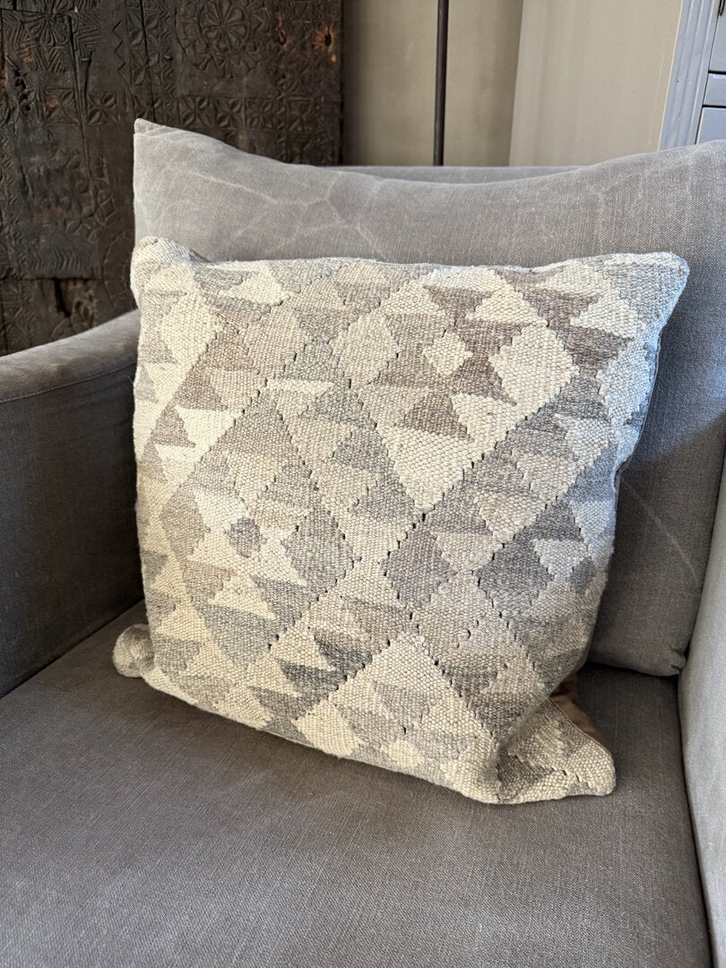 Kelim kussen grijs/bruin - My Sober Home