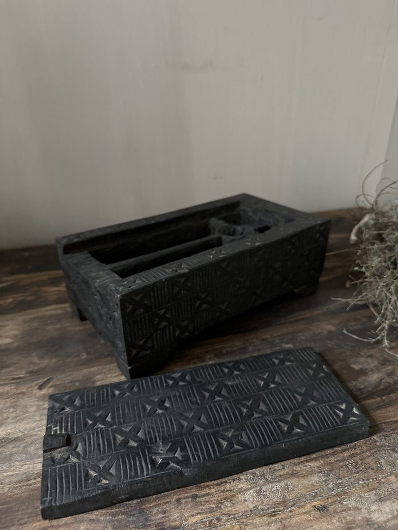 Kistje met deksel zwart