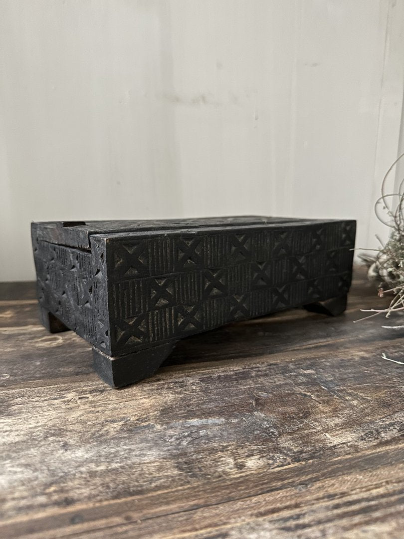 Kistje met deksel zwart