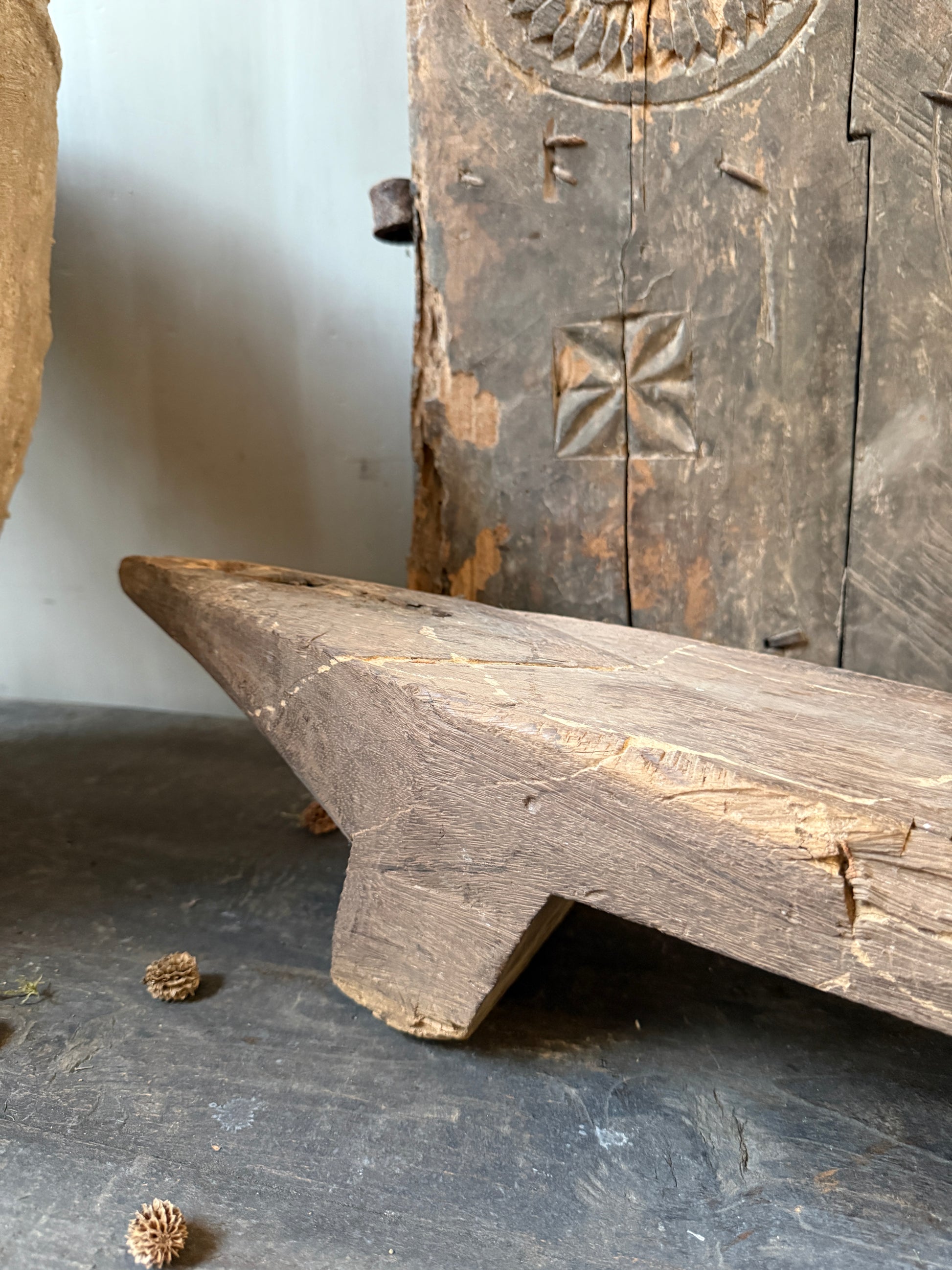 Antieke kokosraspbank (kopie) - My Sober Home