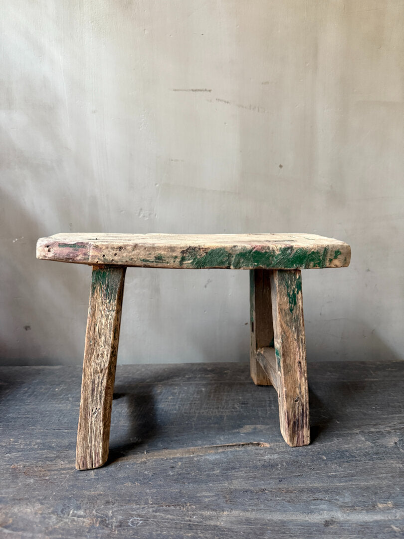 Antiek vensterbank / baby krukje