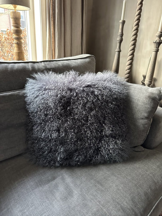 Kussen tibetaans schapenvacht antraciet