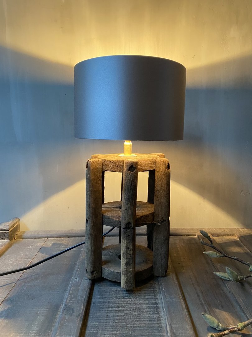 Lamp oude katoenklos beige kapje - My Sober Home