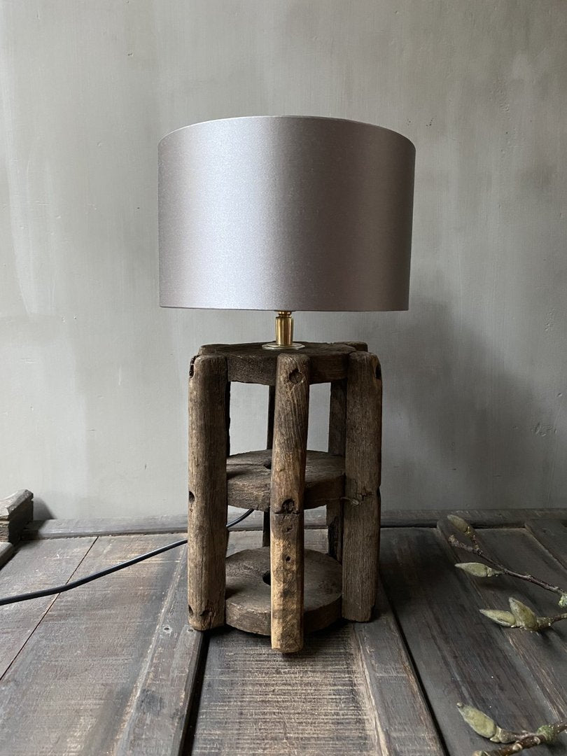 Lamp oude katoenklos beige kapje - My Sober Home