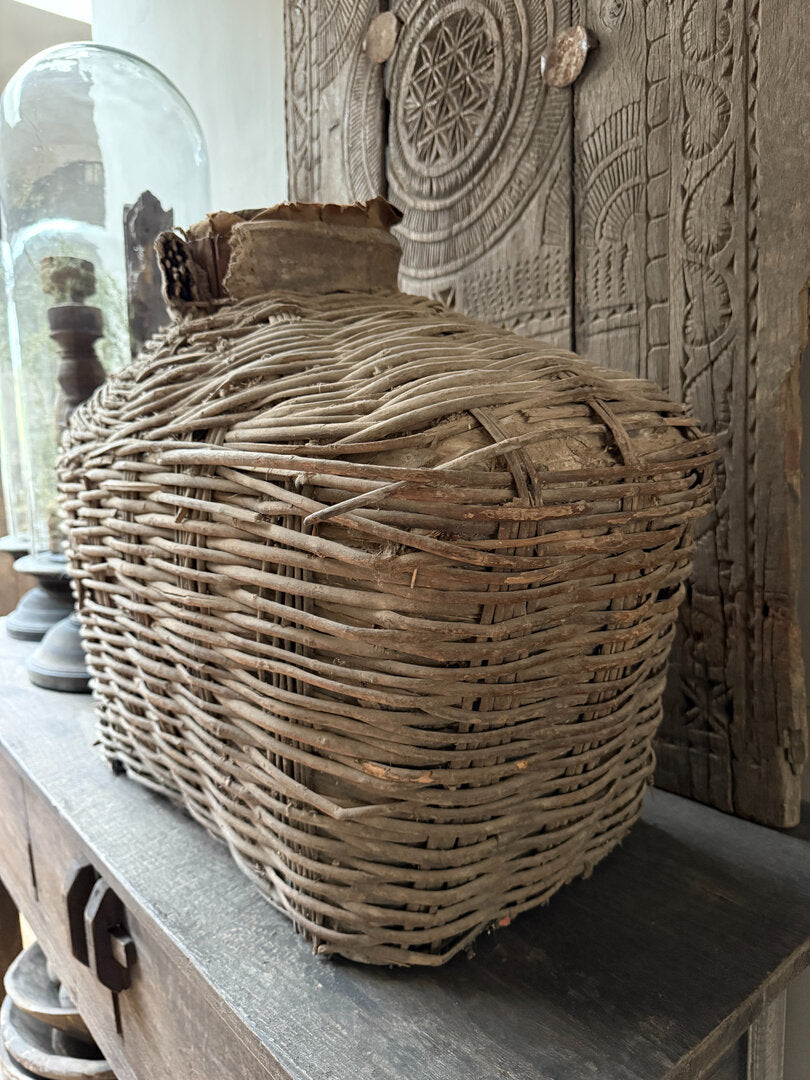 Antieke leemmand xl met deksel - My Sober Home