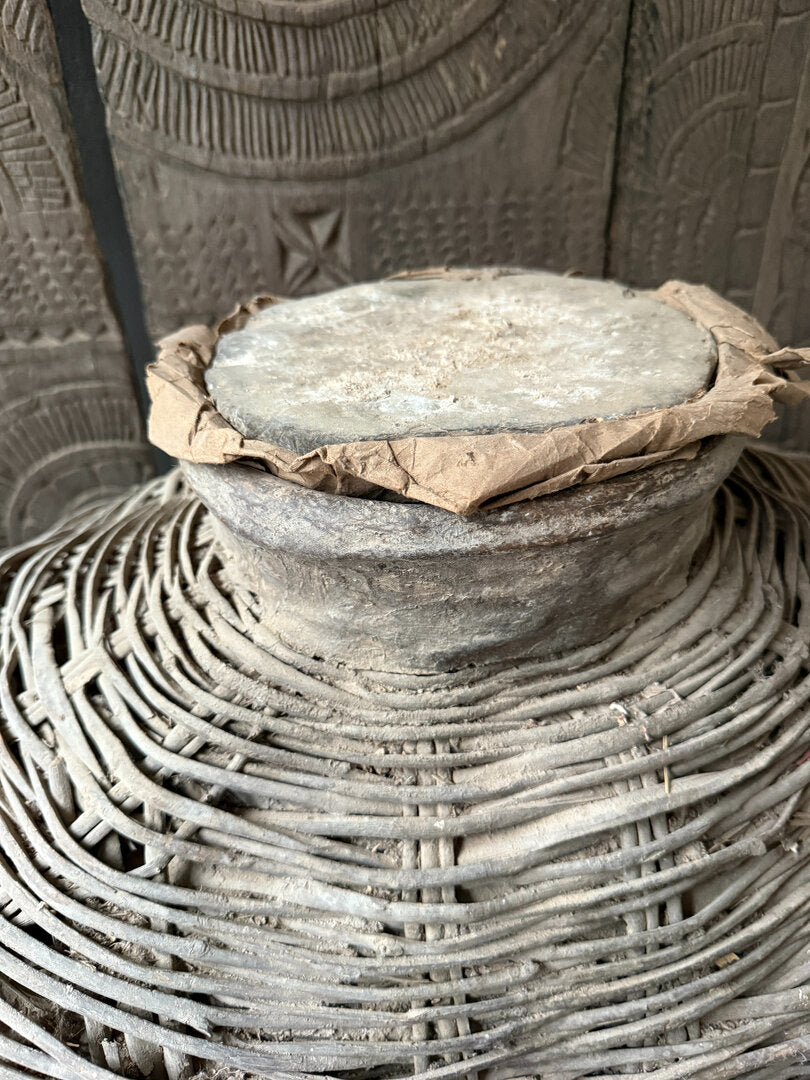 Antieke leemmand xl met deksel - My Sober Home