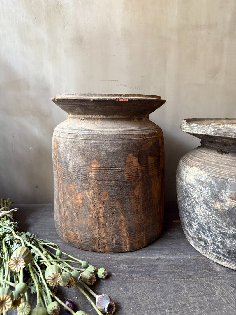 Nepalese kruik - My Sober Home