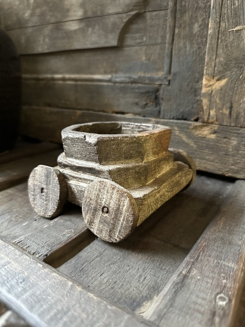 Uniek oud houten speelgoed / bakje - My Sober Home